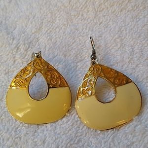 Vintage EUC Edgar Berebi Creamy Golden Drop Earrings